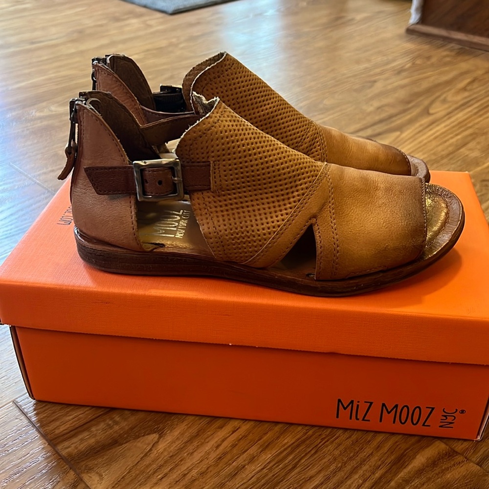 Mix Mooz Sandals